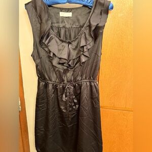 Ruffle Neck Dress size M